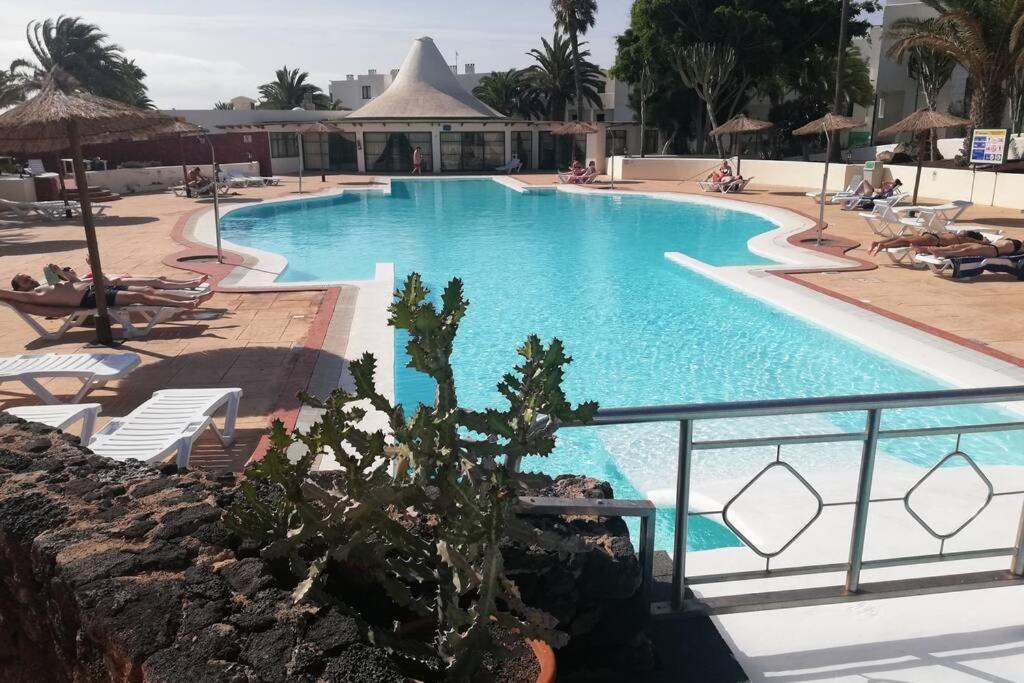 Apartamento Giovanni 09 Playa Roca コスタ・テギセ エクステリア 写真